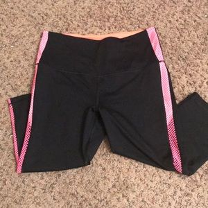 Victoria’s Secret Capri Knockout Pants